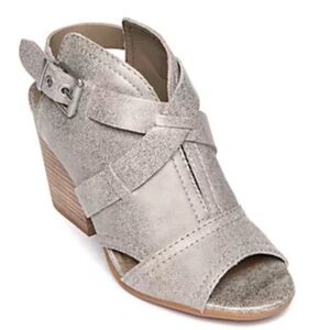 Lucca Lane Analise booties size 9 1/2